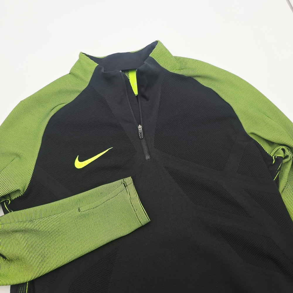 Nike Aeroswift Mens Medium 1/4 Zip Soccer Drill Top Black Volt Green Pullover